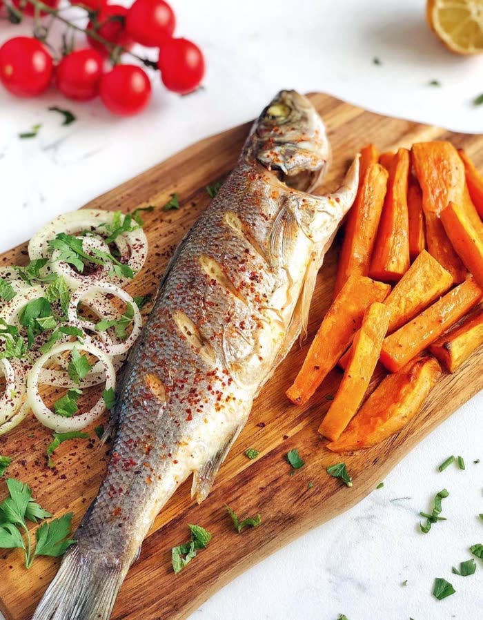 Tigaie cu fructe de mare